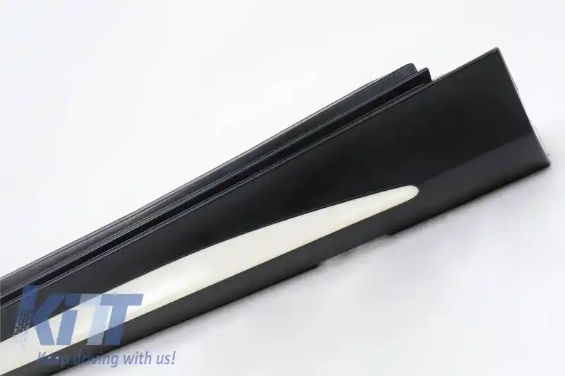 Praguri laterale potrivite pentru Mercedes-Benz C-Class W205 14-21 A Design C63s Facelift Look din plastic ABS 2 buc.-image-6323951