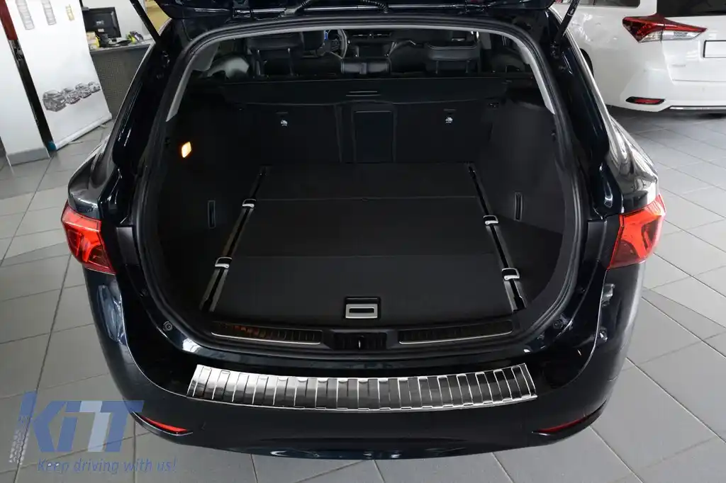 Protector Avisa pentru bara spate potrivit pentru Toyota Avensis break 2015-2018, crom-image-6211604