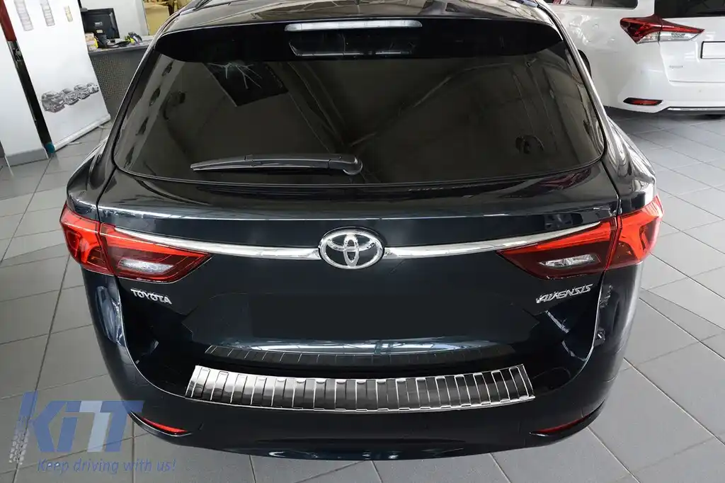 Protector Avisa pentru bara spate potrivit pentru Toyota Avensis break 2015-2018, crom-image-6211605