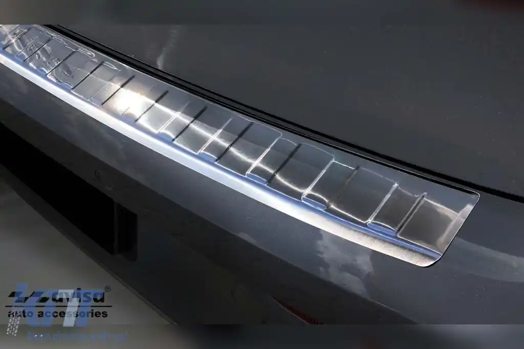 Protector de bara spate Avisa potrivit pentru Volkswagen Golf VIII hatchback cu 5 uși după 2019, crom-image-6211665
