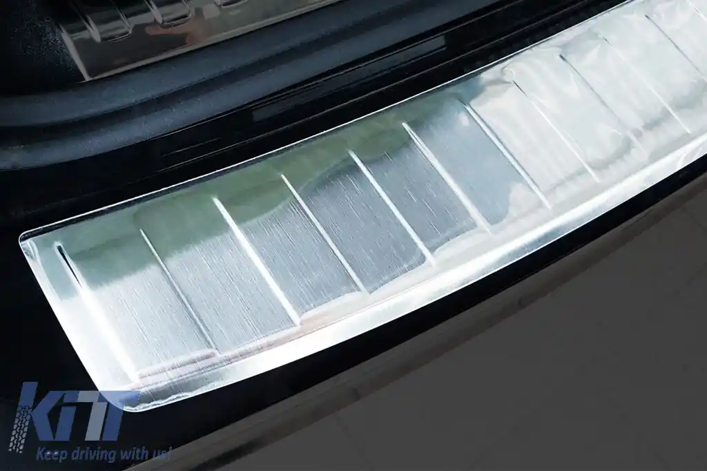 Protector pentru bara spate Avisa potrivit pentru Audi A6 C8 Avant după 2018 cu bara standard sau S-line, crom-image-6129518