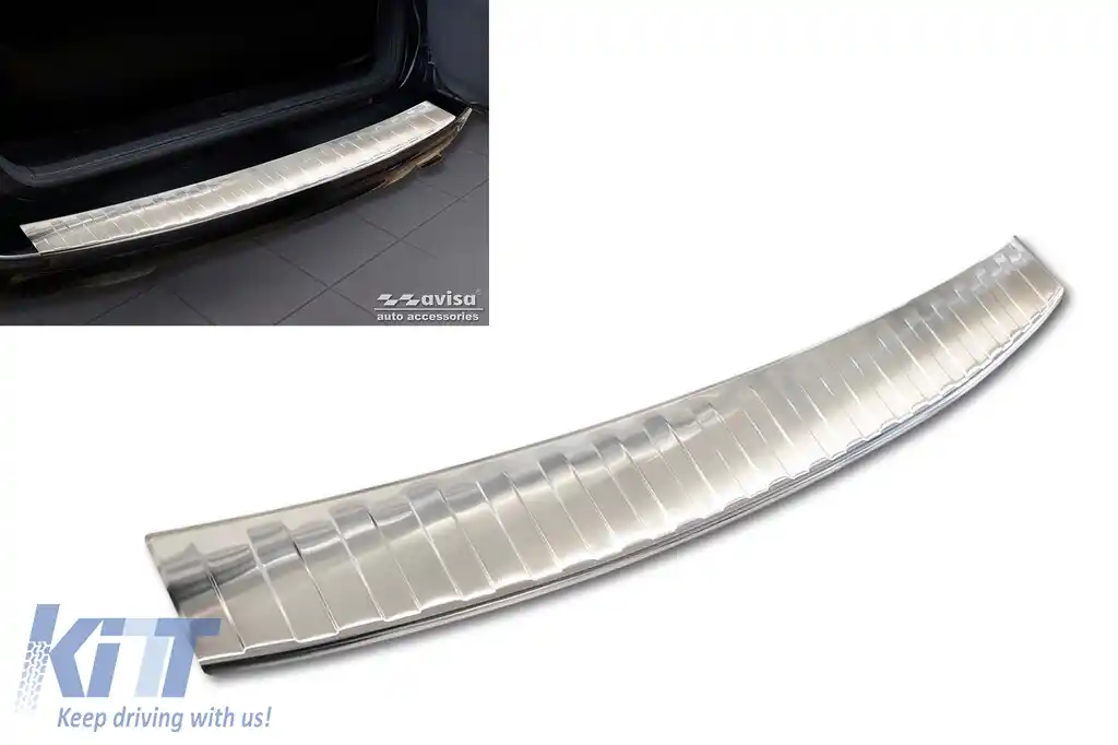 Protector pentru bara spate Avisa potrivit pentru Toyota Rav4 2008-2010, pentru versiunea cu roată de rezervă, crom