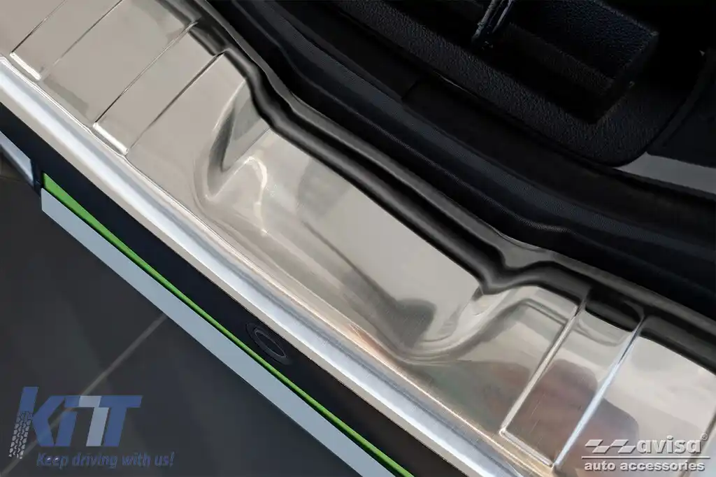 Protector pentru bara spate Avisa potrivit pentru Dacia Spring hatchback după 2021 cu 5 uși, crom-image-6211641