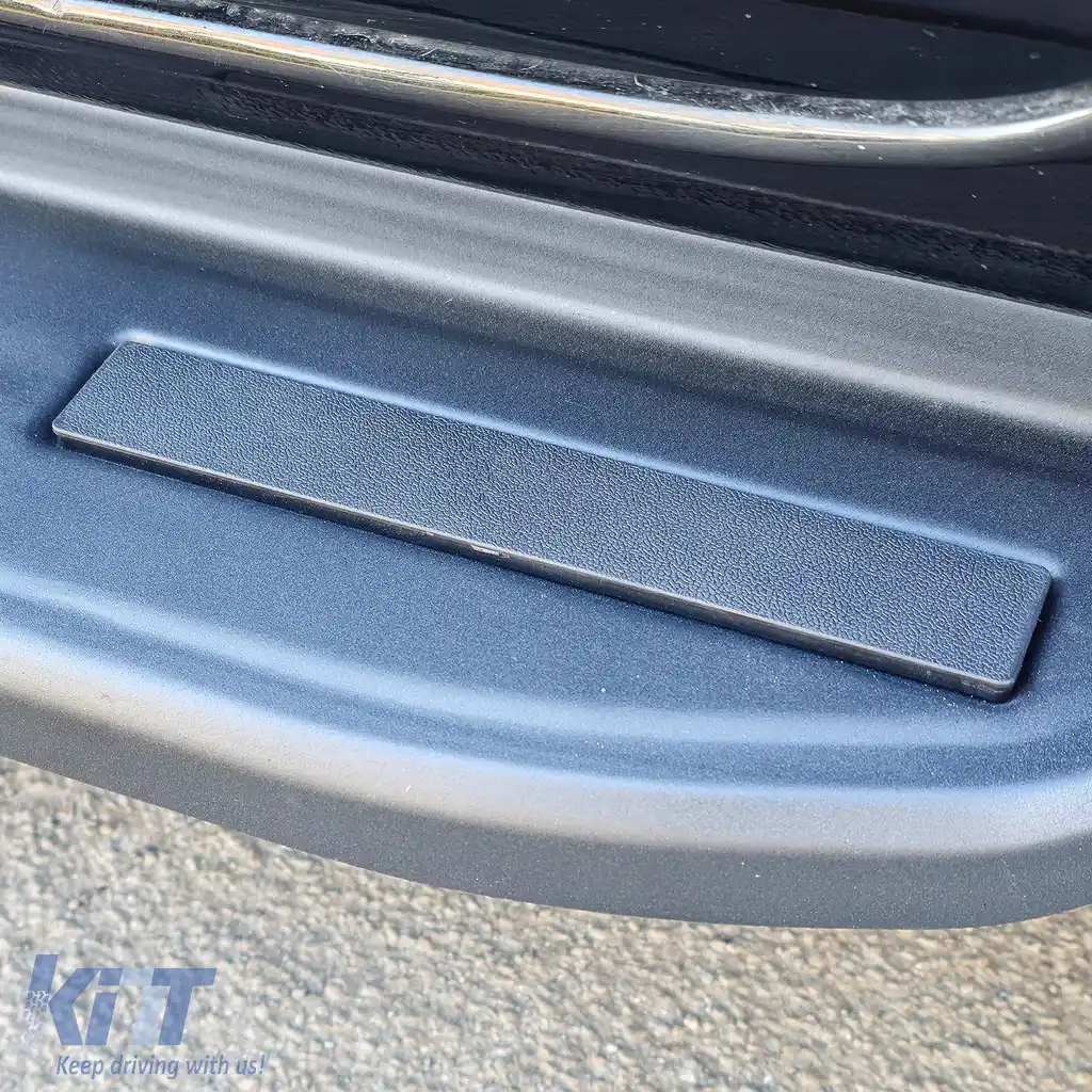 Scărițe perforate negre potrivite pentru Ford Ranger T6 T7 T8 T9 inclusiv Raptor-image-6202647