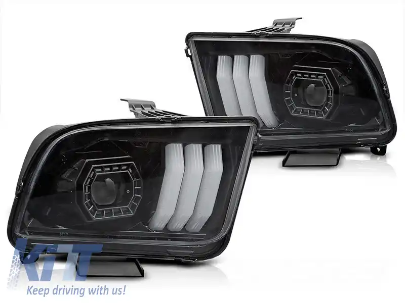 Set de faruri de tuning potrivit pentru Ford Mustang 2004-2009 cu bază neagră