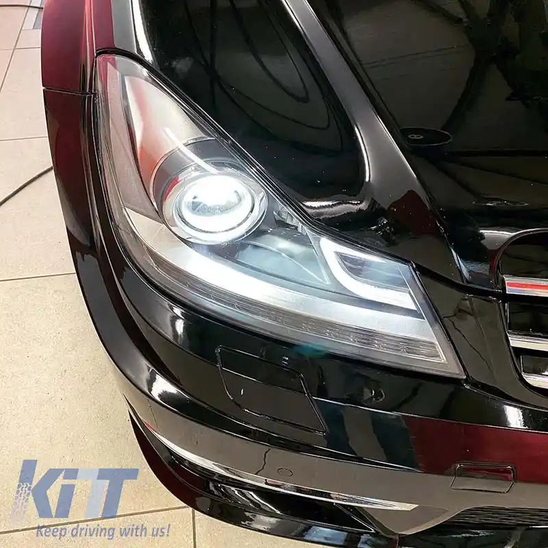 Set de Faruri Potrivit pentru Mercedes-Benz C-Class W204 11-14 DRL & Semnal Led Negru H7 cu Motor-image-6306394