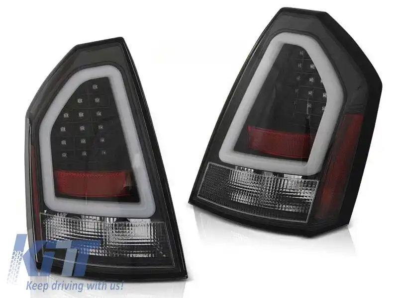 Set de stopuri LED de tuning potrivit pentru Chrysler 300C 2005-2008 cu bază neagră, stânga și dreapta