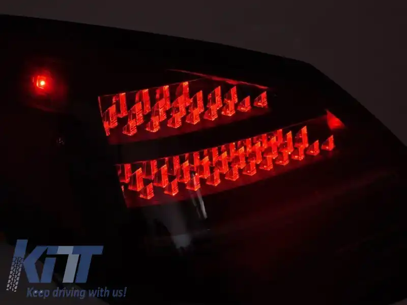 Set de stopuri LED de tuning potrivit pentru Mercedes C-Class W205 sedan 2014-2021, bază neagră, cu semnalizare dinamică, stânga și dreapta-image-6152162