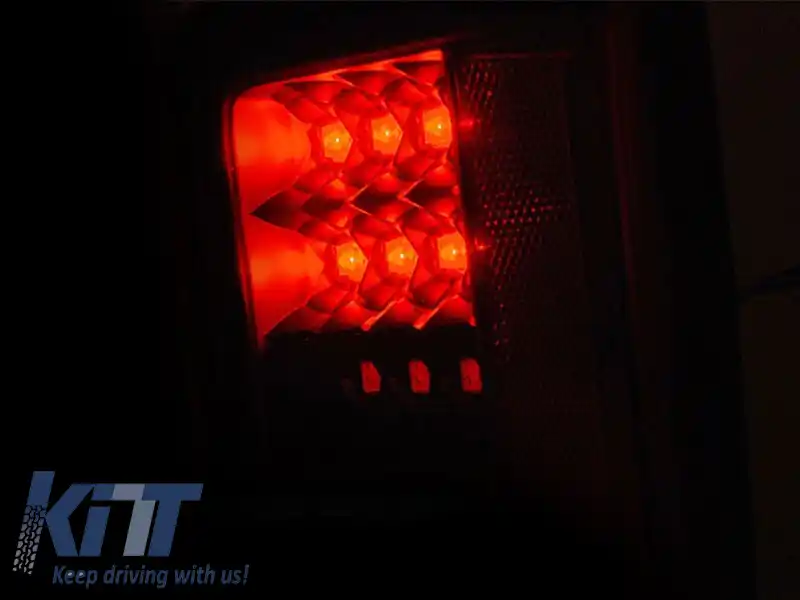 Set de stopuri LED potrivit pentru Jeep Wrangler JK 2007-2018, bază fumurie, stânga și dreapta-image-6151952