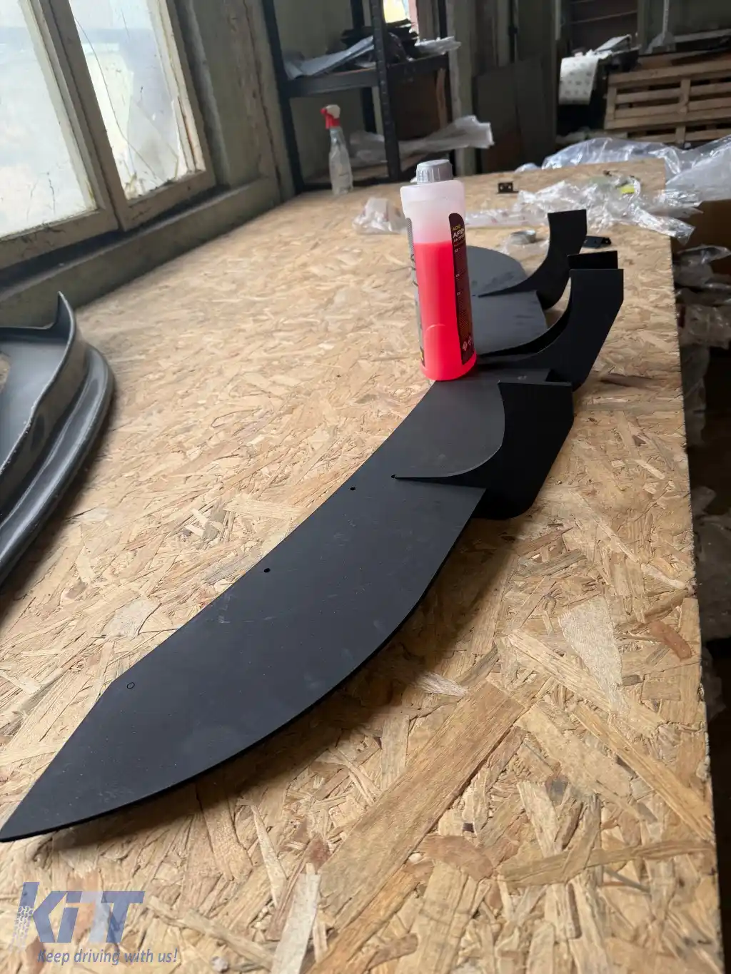 Splitter difuzor spate R Max potrivit pentru Golf 5 – Negru mat, plastic ABS / 2003–2009-image-6260459