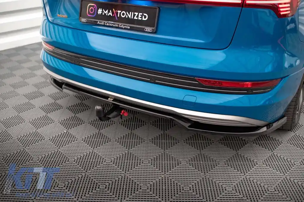 Spoiler Maxton Design potrivit pentru bara din spate a Audi E-tron 2018-2022, lac negru