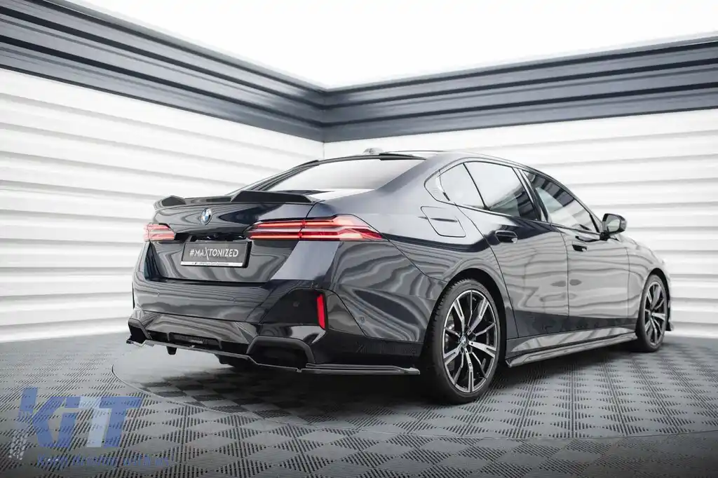 Spoiler Maxton Design versiunea 2 potrivit pentru bara de protecție M spate la BMW Seria 5 G60 după 2023, lac negru-image-6143852