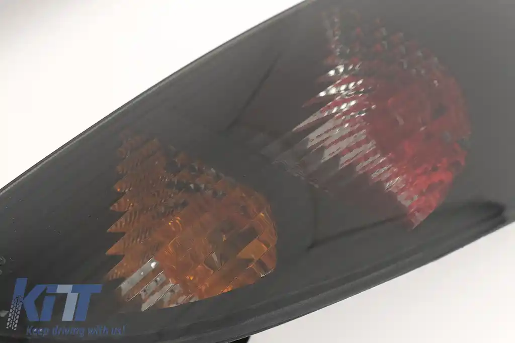 Stopuri compatibil cu Ford Focus MK1 Hatchback DAW DBW (10.1998-10.2004) Fumuriu-image-6126791