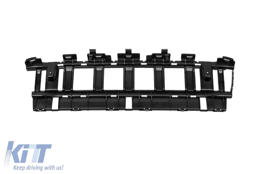 Un pachet de design tip C63 potrivit pentru Mercedes C-Class W205 sedan 2015-2018-image-6141920