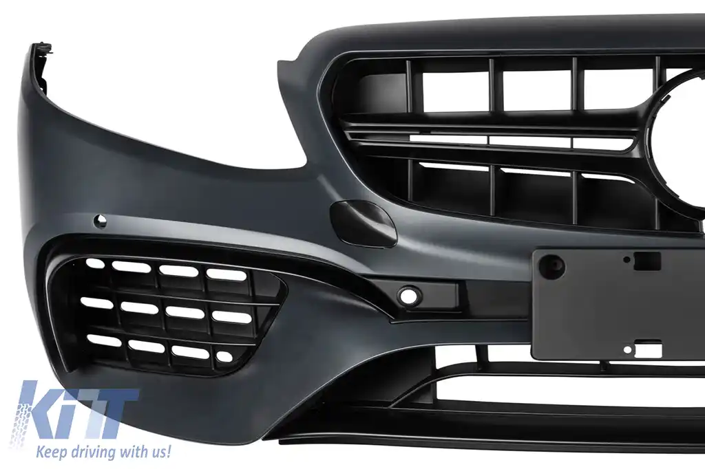 Un pachet de design tip E63 potrivit pentru Mercedes E-Class W213 2016-2019 cu ieșiri de evacuare negre și garnitură neagră, pentru modelul cu bara de protecție din spate standard.-image-6141467